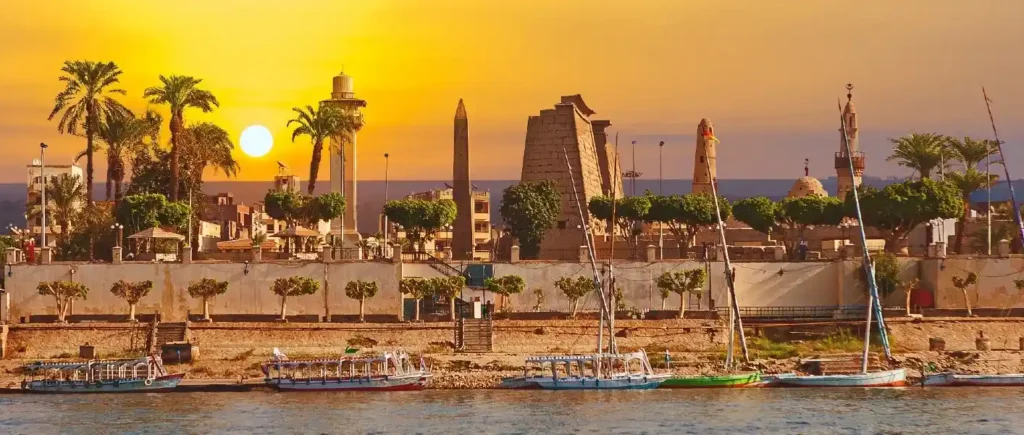 From Hurghada Gouna Marsa Alam Private Day Tour To Luxo