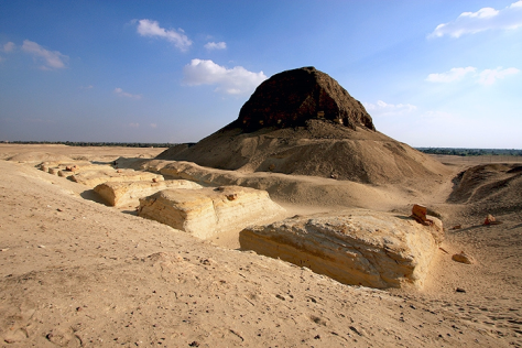 370843470_el-lahun-pyramid
